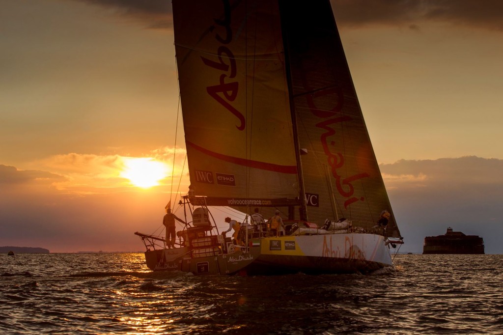 Abu Dhabi Ocean Racing by Rick Tomlinson/Team SCA