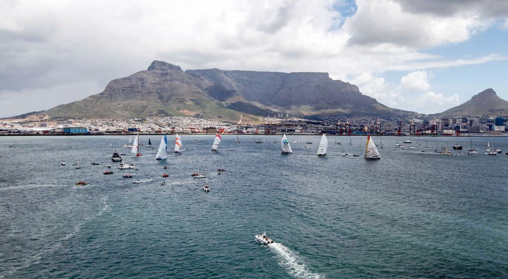 November 15, 2014. The fleet at the start of the In-Port race in Cape Town. (Photo © Ainhoa Sanchez/Volvo Ocean Race)