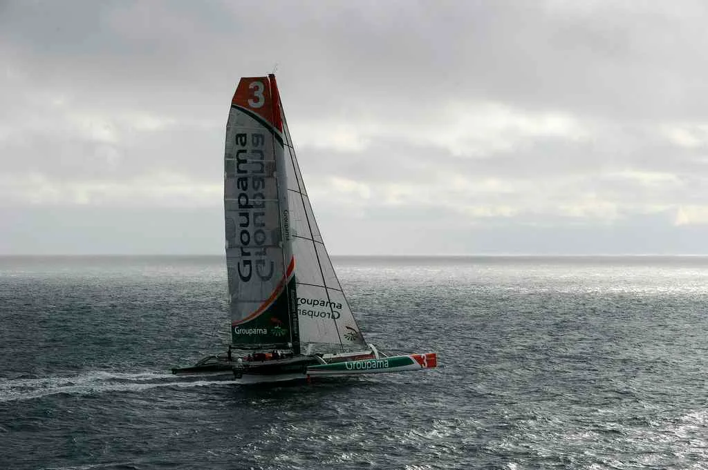 Groupama 3 Headed South (Photo courtesy of Team Groupama)