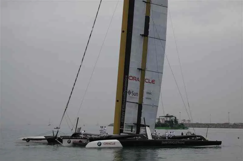 BMW Oracle Coming In To Base 