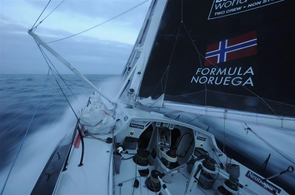neutrogena Neutrogena (Photo courtesy of Barcelona World Race / Neutrogena)