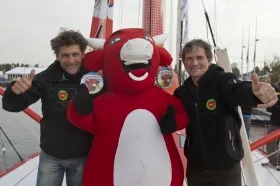 Groupe Bel Crew Kito de (Photo by Giles Martin_Raget
