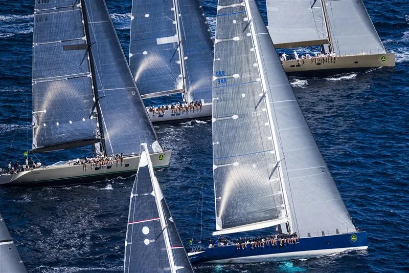 Wally Fleet Start 2011 by Carlo Borlenghi Wally Fleet Start 2011 (Photo by Rolex / Carlo Borlenghi)