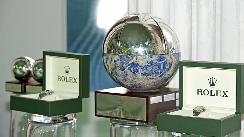 ISAF ROLEX WORLD SAILOR OF THE YEAR TROPHY and Prizes by Daniel Forster ISAF ROLEX WORLD SAILOR OF THE YEAR TROPHY and Prizes by Daniel Forster