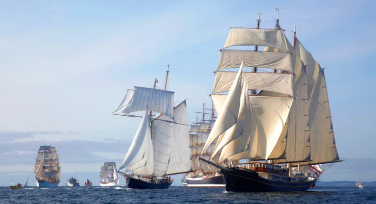 tALL SHIPS