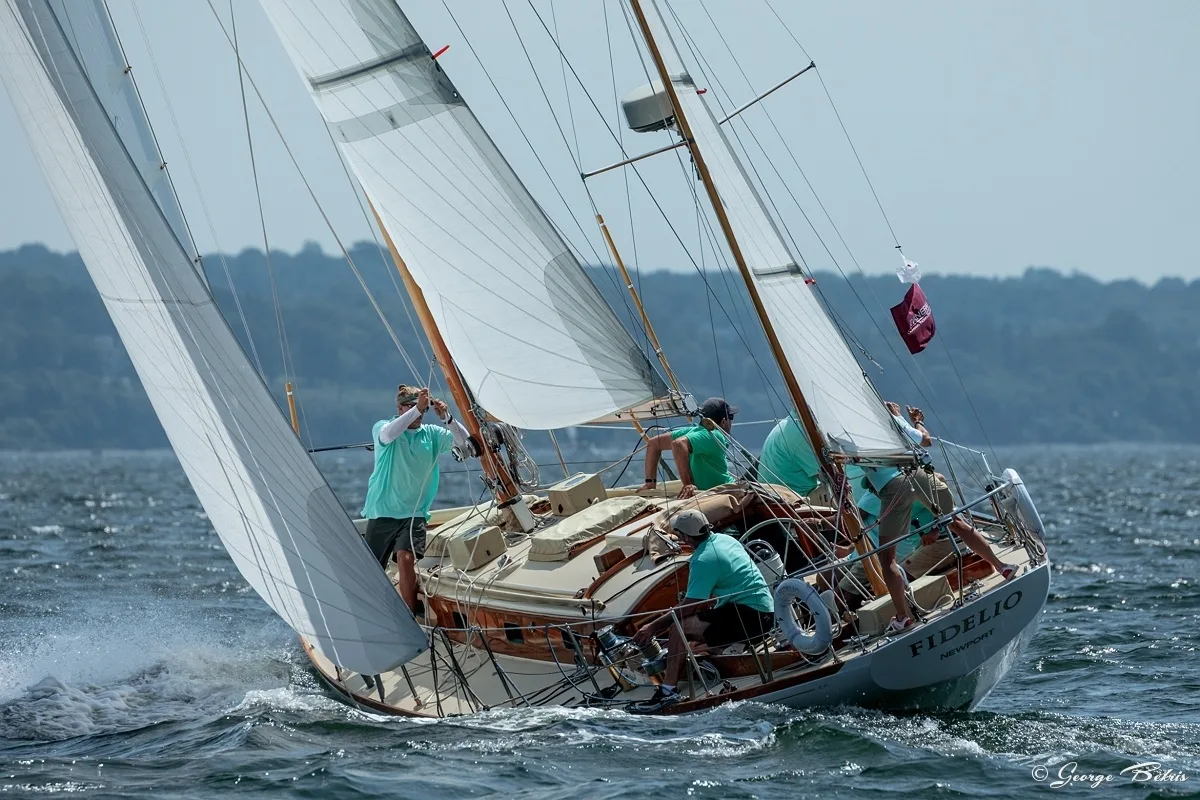 Classic_Herreshoff_George_Bekris_06