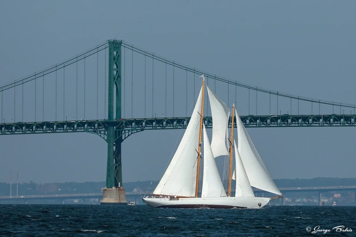 Classic_Herreshoff_George_Bekris_09