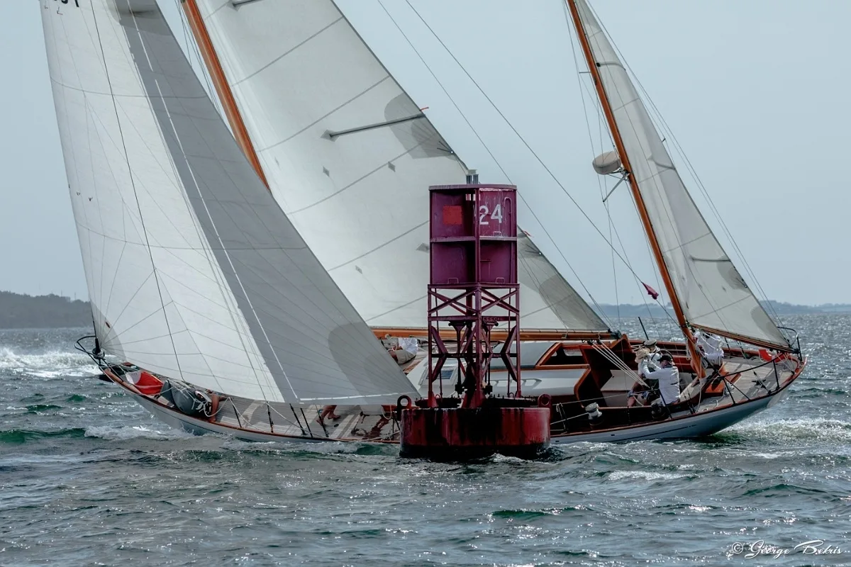 Classic_Herreshoff_George_Bekris_12